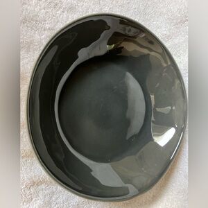 Elegant Crate and Barrel 9 1/4” Gray Marin Bowl